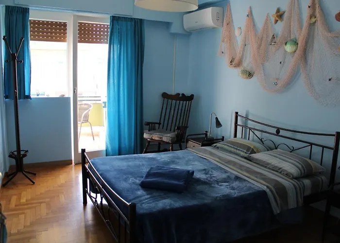 Petaluda House 1